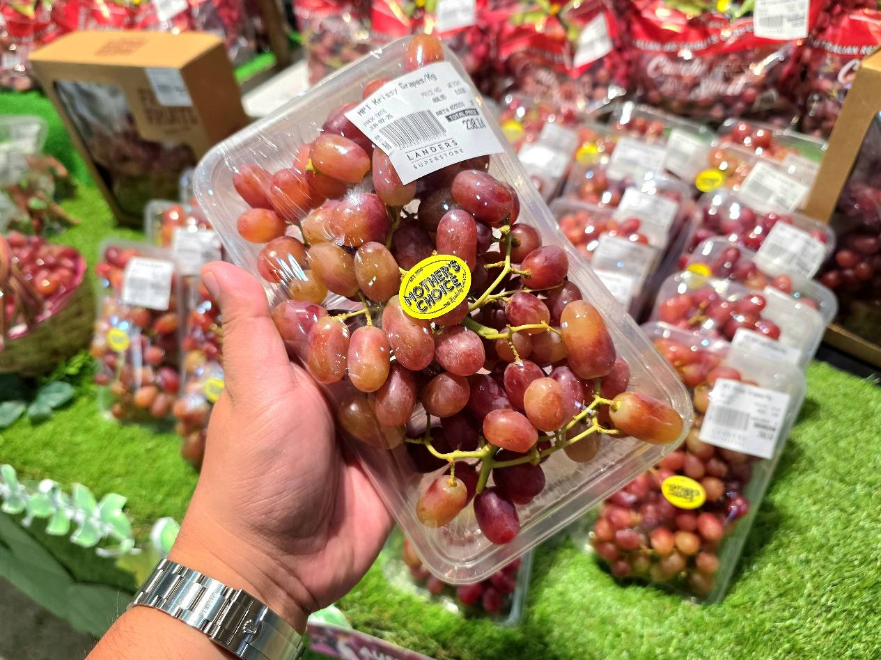 Australian Crimson Grapes at Landers Davao